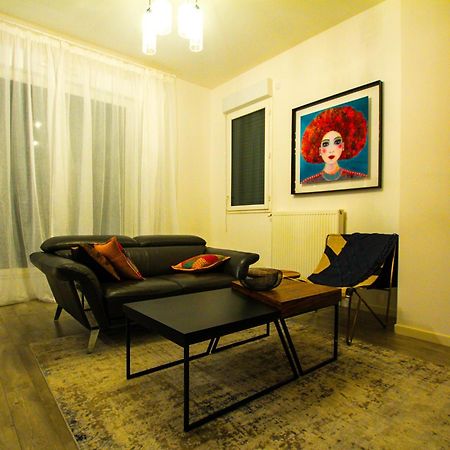 Skyview Luxury Appartement A Montevrain Ngoại thất bức ảnh