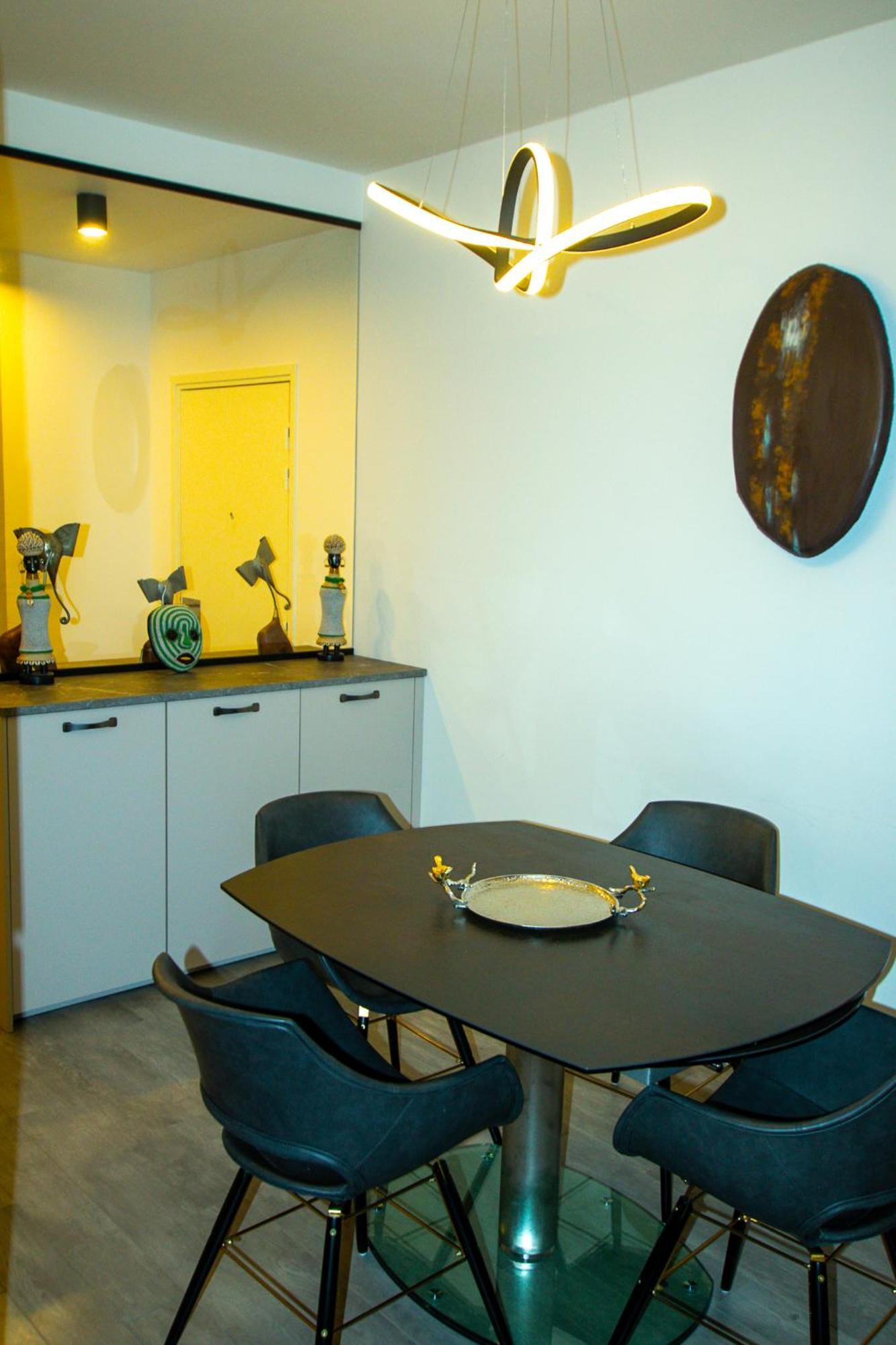 Skyview Luxury Appartement A Montevrain Ngoại thất bức ảnh